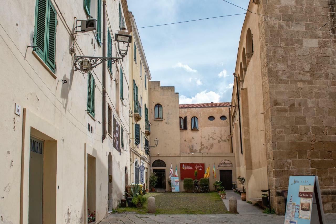 Centro Storico Carlo Alberto Alghero Eksteriør billede