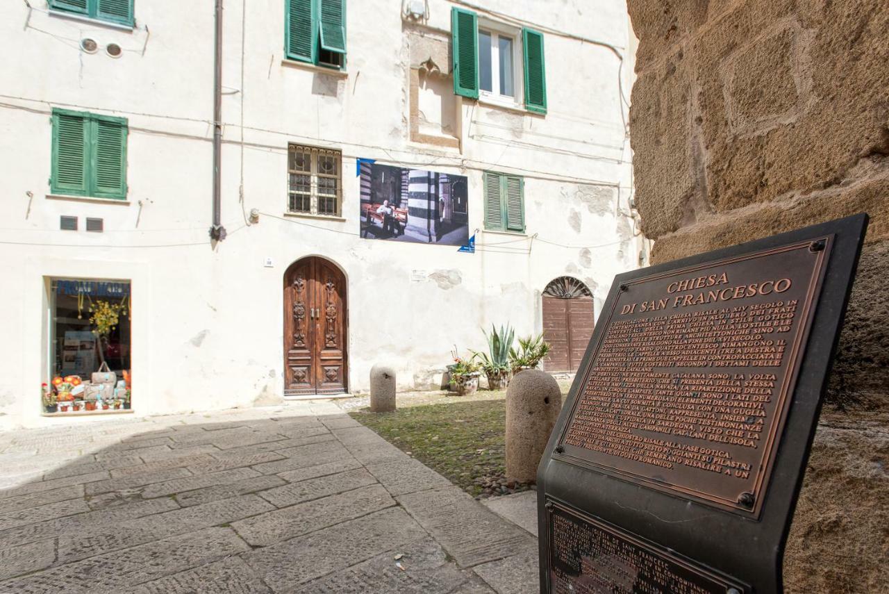 Centro Storico Carlo Alberto Alghero Eksteriør billede